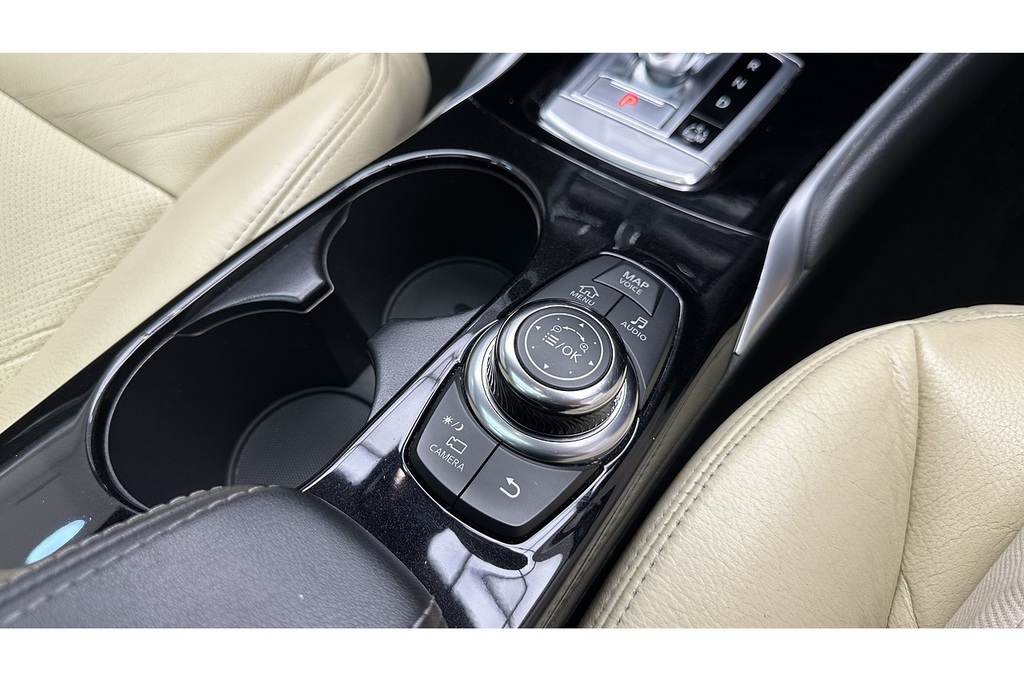 Infiniti QX30 Luxe Tech D Grey #46