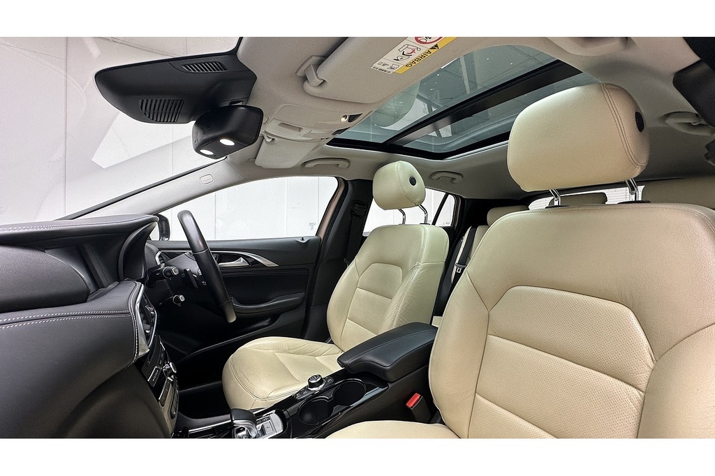 Infiniti QX30 Luxe Tech D Grey #21