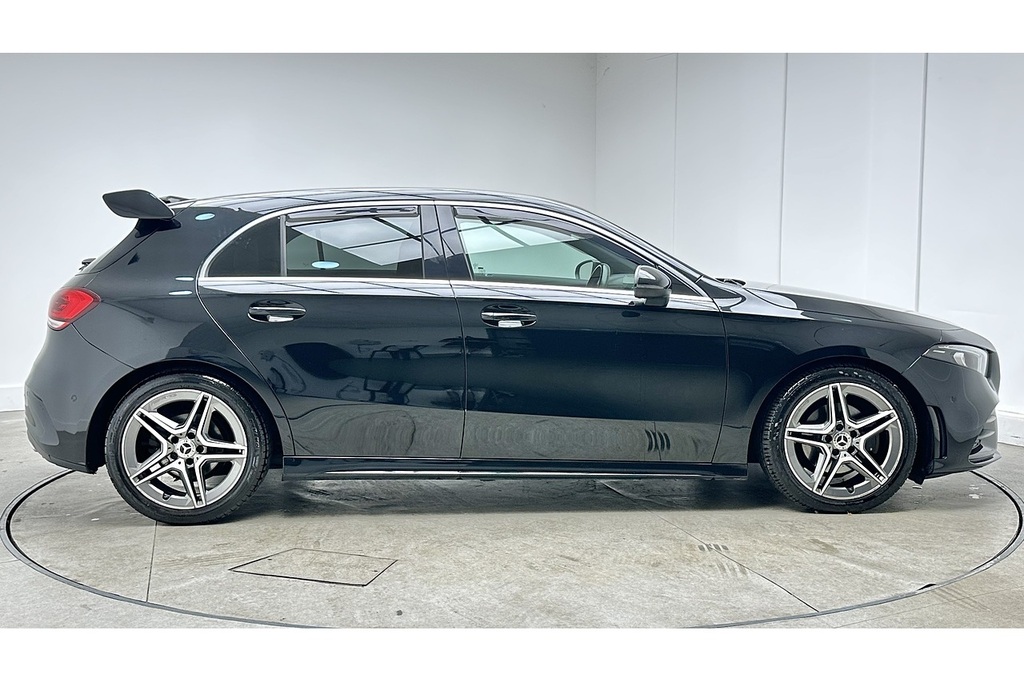 Mercedes-Benz A Class A180 Amg Line KU70GFA Black #4