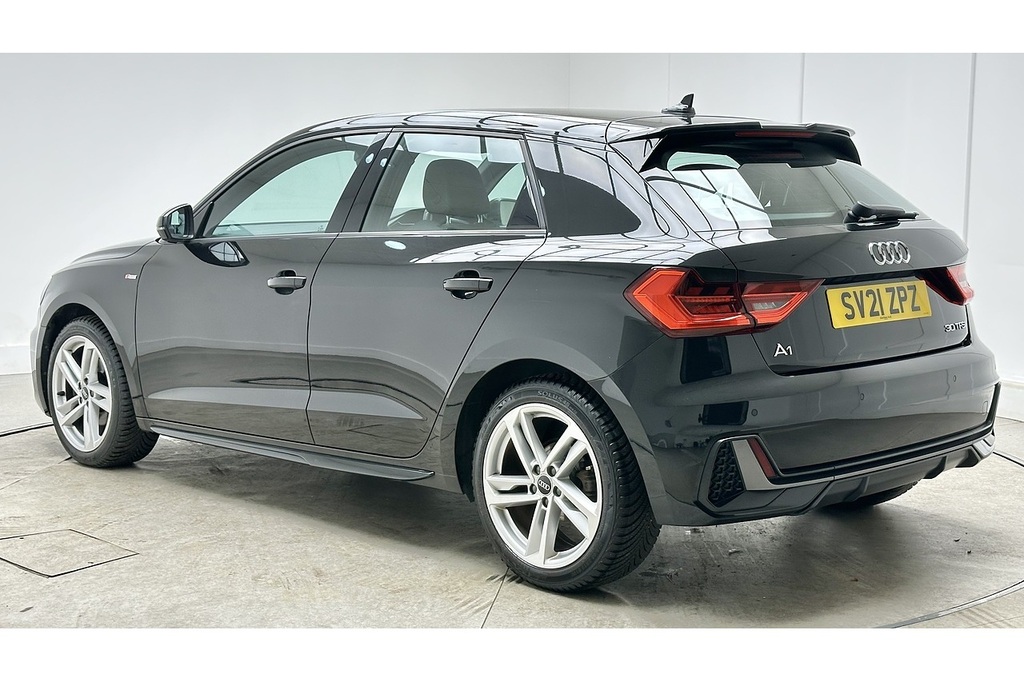 Audi A1 Tfsi S Line SV21ZPZ Black #5