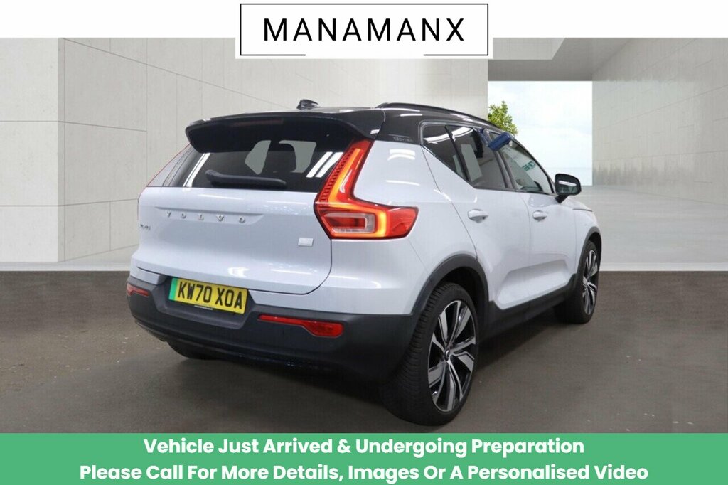 Volvo XC40 P8 First Edition Silver #5