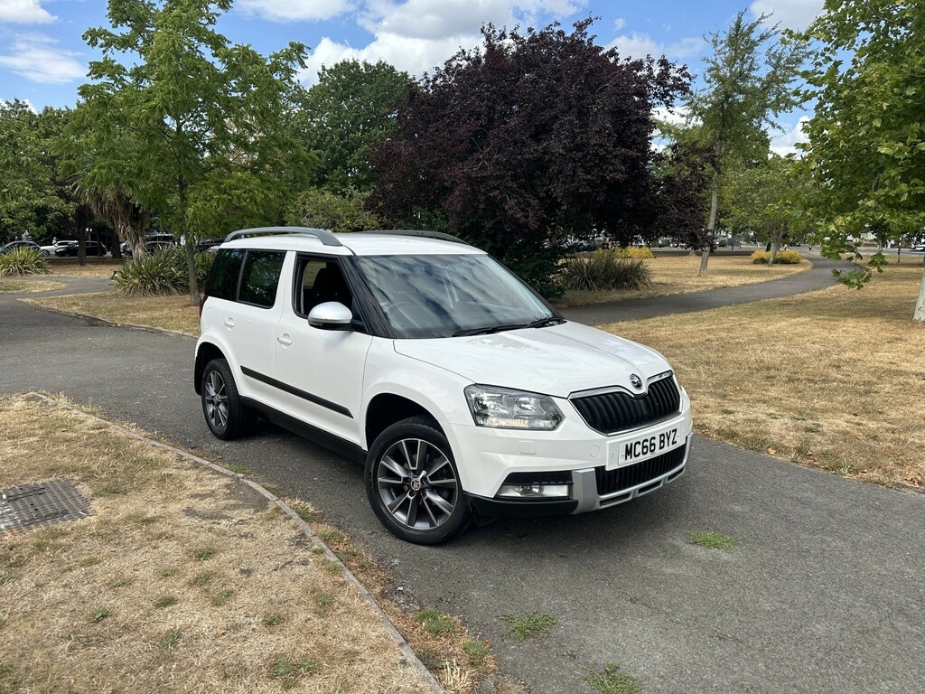 Skoda Yeti Suv 1.2 Tsi Se Drive 201766 White