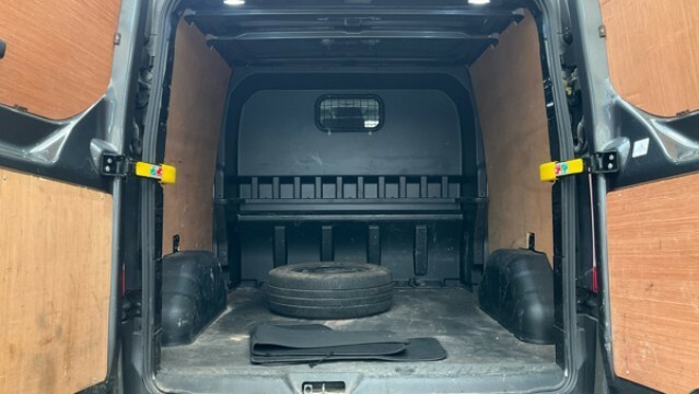 Ford Transit Custom Combi Van 2.0 Transit Custom Limited Dciv 320 L2 2 YR23EAE Grey