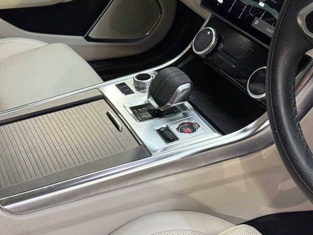 Jaguar XF R-dynamic Se  #31