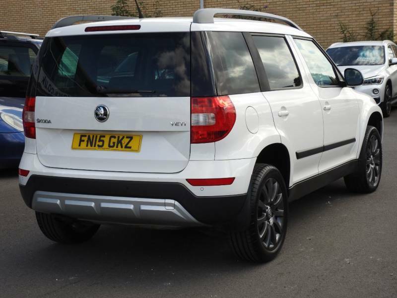 Skoda Yeti 1.2 Tsi Se Dsg - 2015 15 White