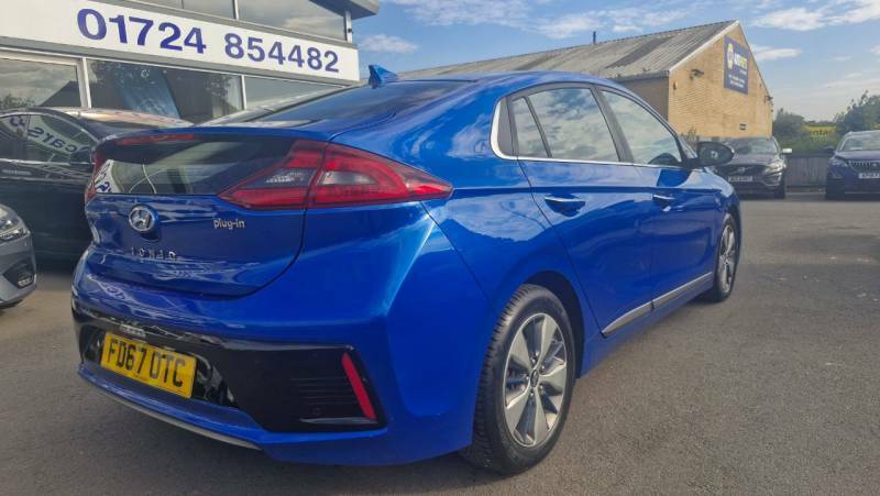 Hyundai Ioniq 1.6 Gdi Plug-in Hybrid Premium Se Dct - 2018 Blue #4
