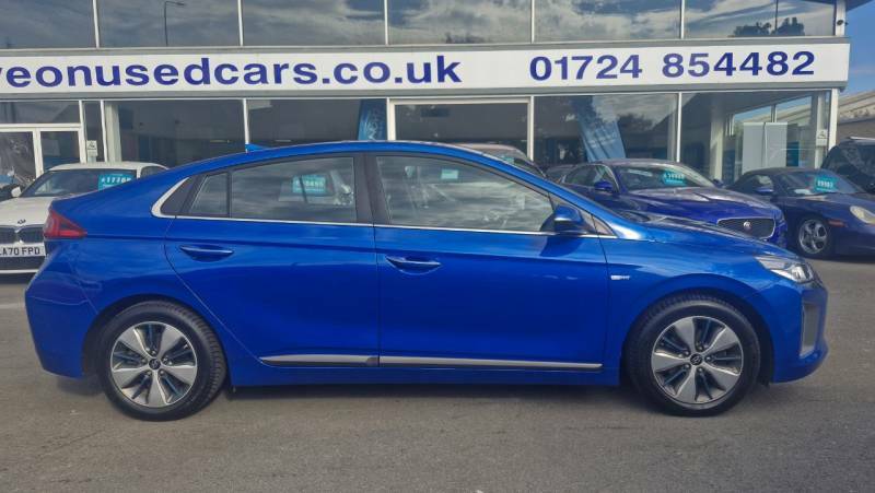 Hyundai Ioniq 1.6 Gdi Plug-in Hybrid Premium Se Dct - 2018 Blue #2