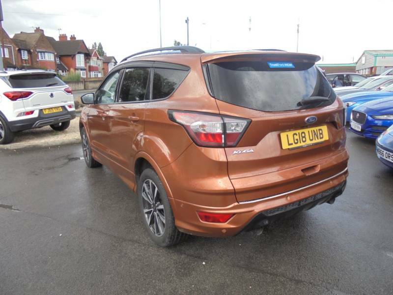 Ford Kuga 1.5 Tdci St-line 2Wd Brown #3