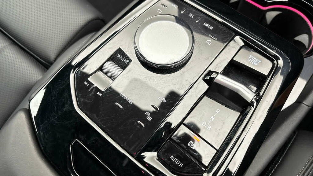 BMW i5 40 83.9Kwh M Sport Pro Saloon Ed Grey #6