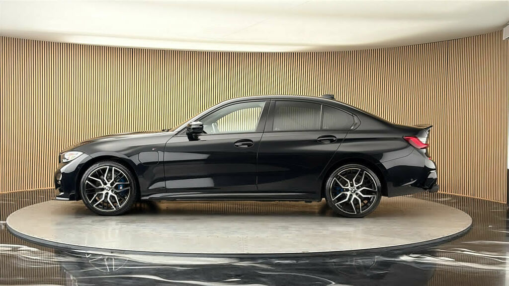BMW 3 Series 330E M Sport Blue #14