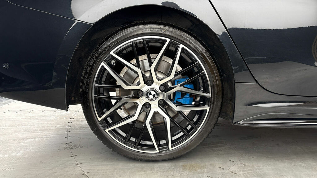 BMW 3 Series 330E M Sport Blue #9