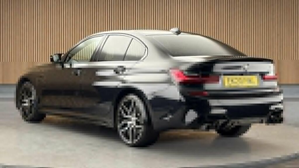 BMW 3 Series 330E M Sport Blue #2