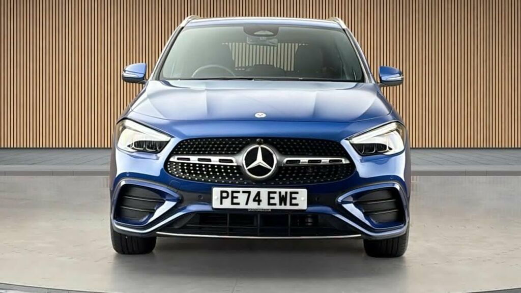 Mercedes-Benz GLA Class 1.3 Gla200h Mhev Amg Line Executive Suv Petr Blue #3