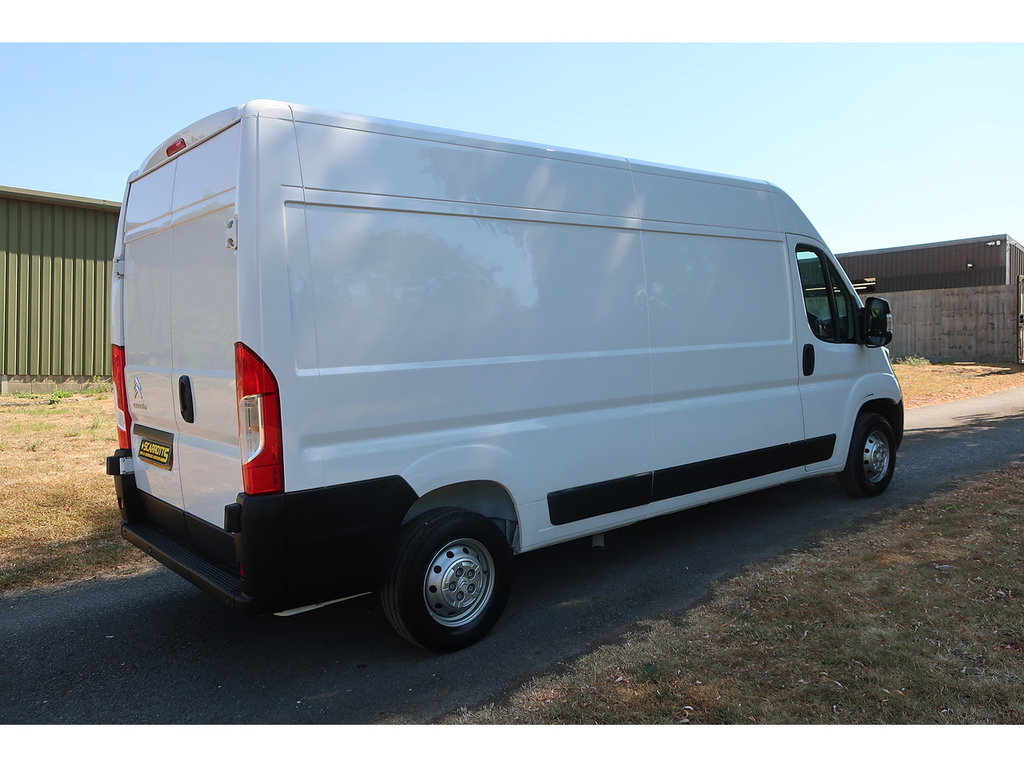 Citroen Relay 2.2 Bluehdi 35 Enterprise Edition Panel Van Di MJ24GYX White #2