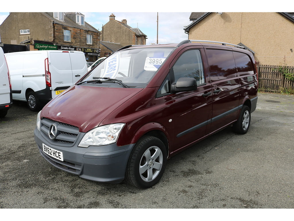 Mercedes-Benz Vito 113 Cdi Red #3