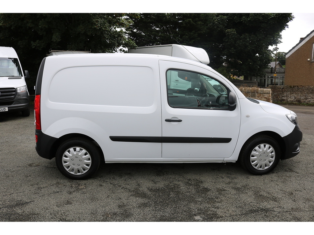 Mercedes-Benz CITAN Panel Van White #9