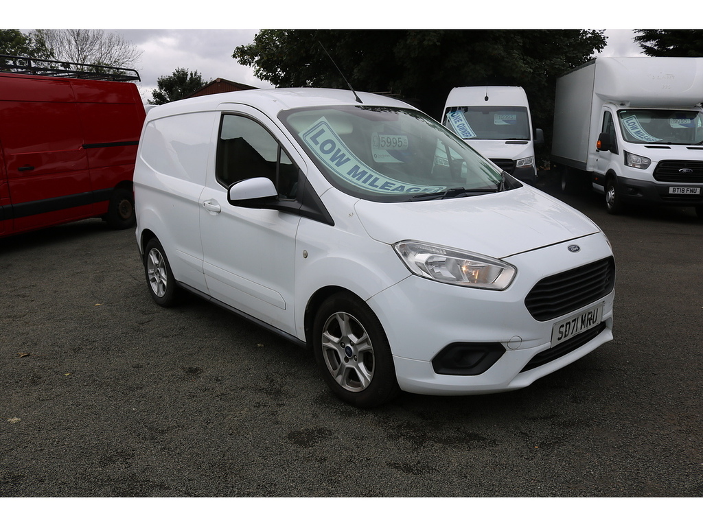 Ford Transit Courier Limited White
