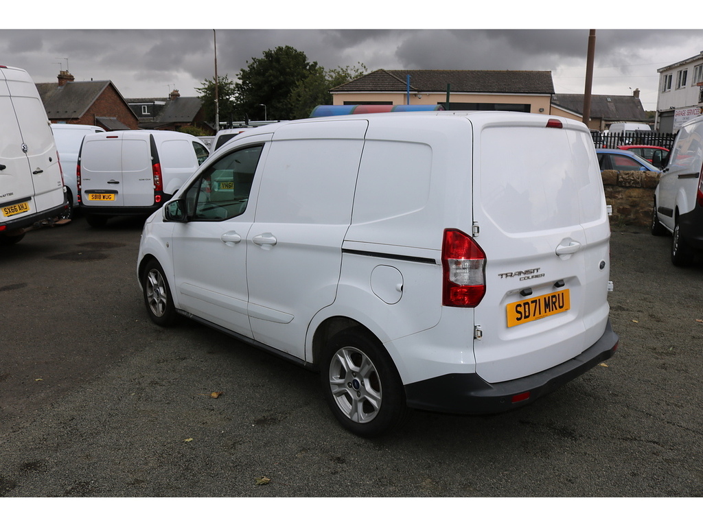 Ford Transit Courier Limited SD71MRU White #5