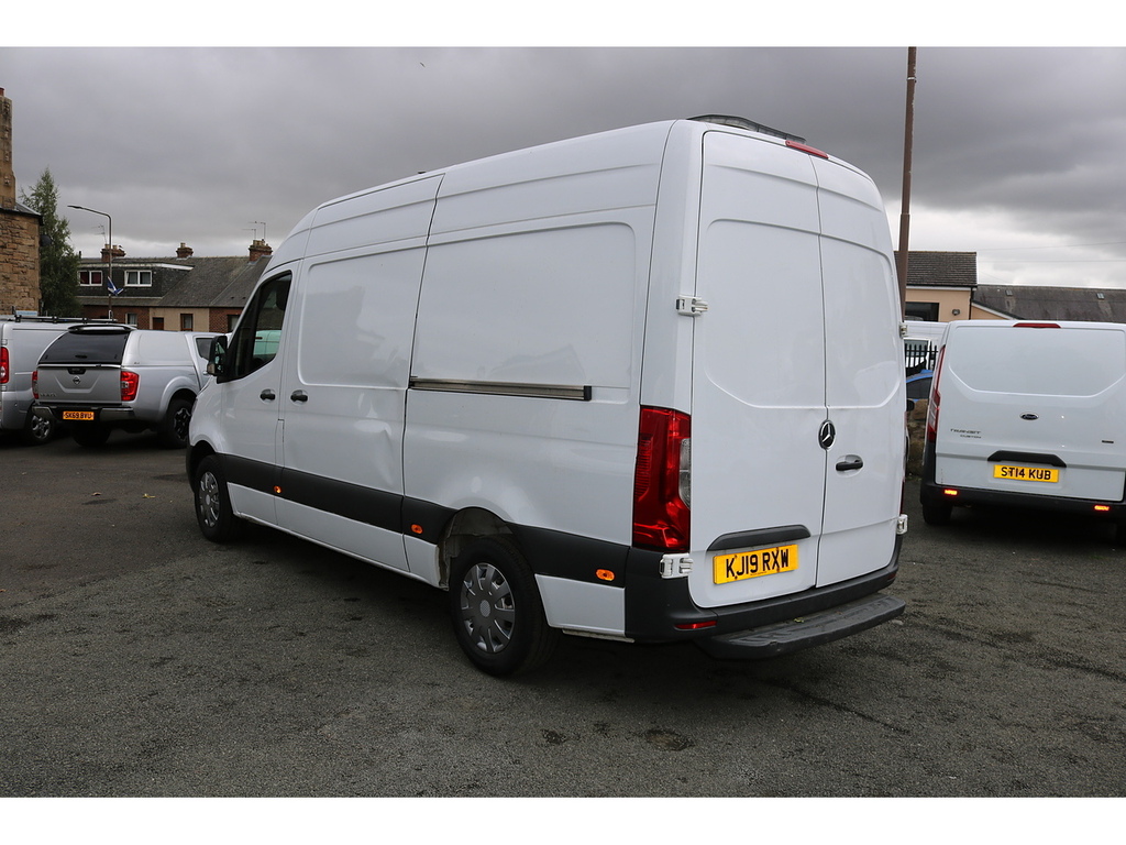 Mercedes-Benz Sprinter 314 Cdi KJ19RXW White #4
