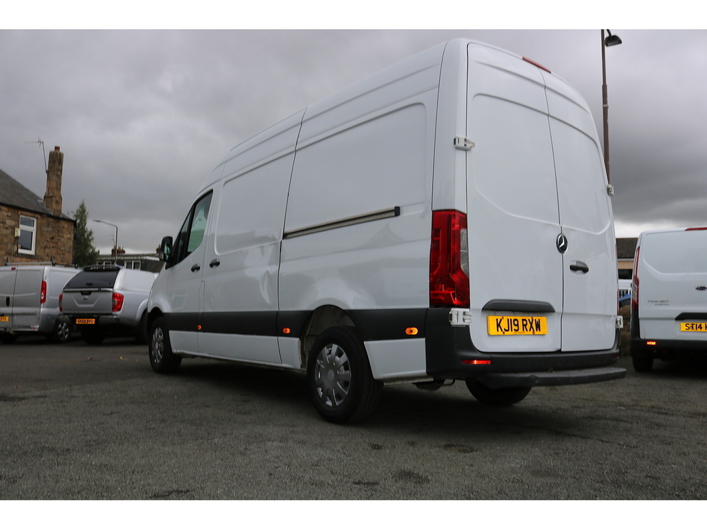 Mercedes-Benz Sprinter 314 Cdi KJ19RXW White #5