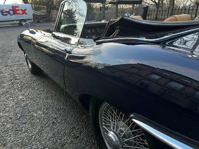 Jaguar E-Type Coupe Green #52