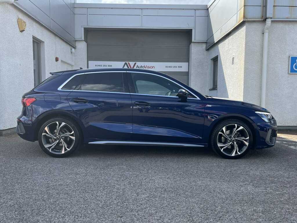 Audi A3 S Line 30 Tfsi Mhev S-a GL23YVK #3