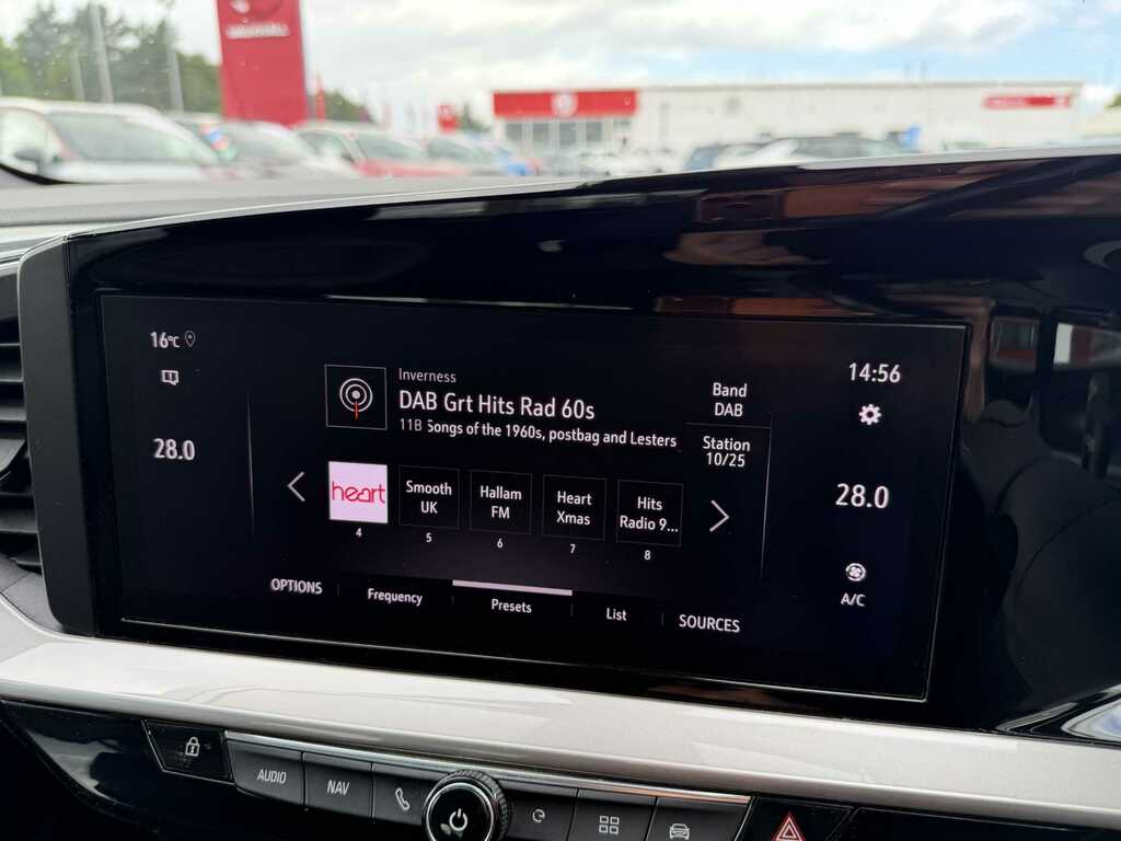 Vauxhall Mokka-e 50Kwh Ultimate Red #27