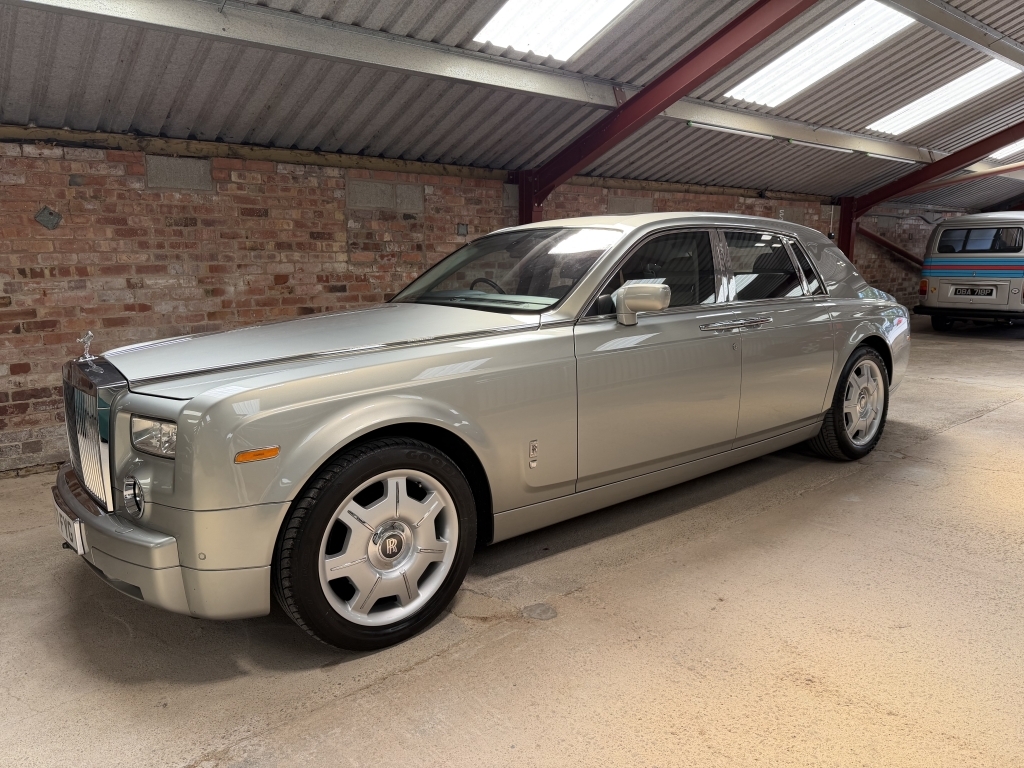 Rolls-Royce Phantom Limousine 6.7 V12 Silver