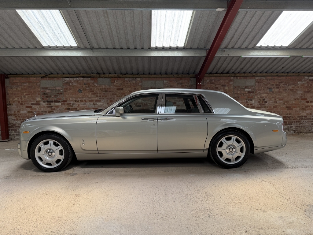 Rolls-Royce Phantom Limousine 6.7 V12 Silver #2