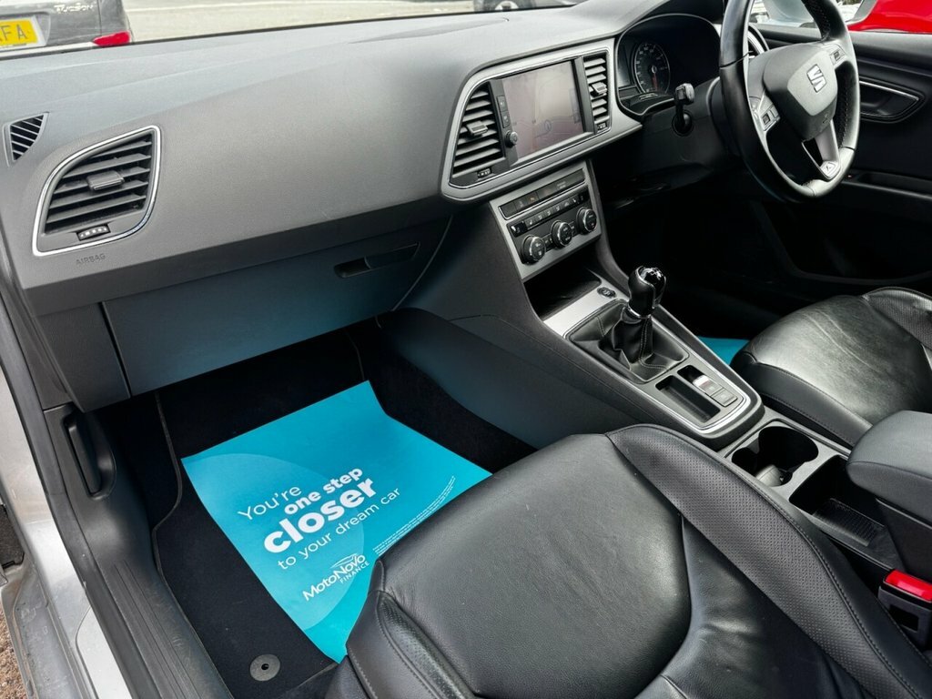 Seat Leon 2L Xcellence Technology KO18LJU Silver #3