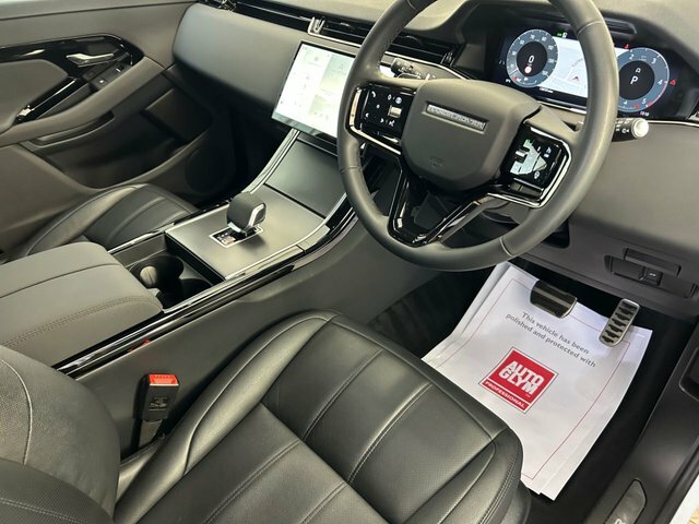 Land Rover Range Rover Evoque 2.0 D200 Mhev Dynamic SP73OOG White #2