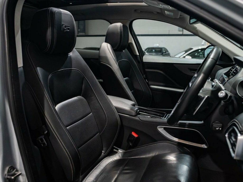 Jaguar F-Pace 3L S YC16WUP Silver #6