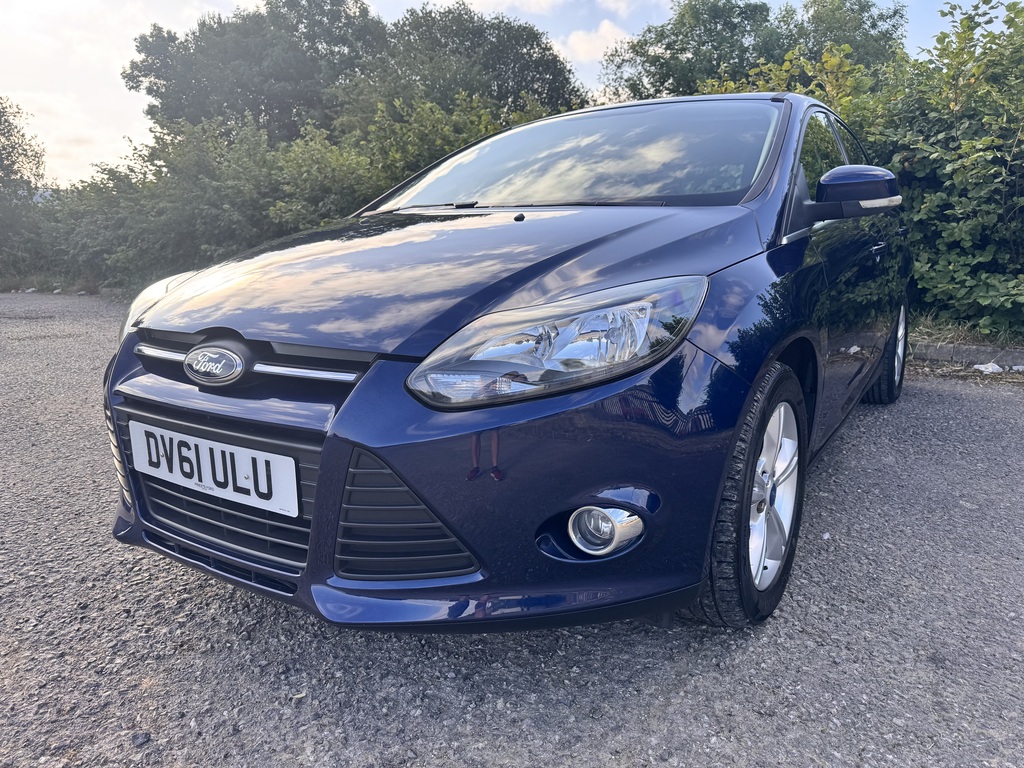 Ford Focus Active Blue #3
