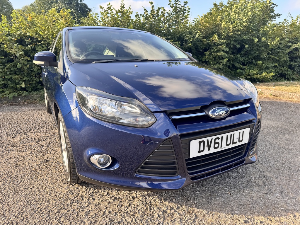 Ford Focus Active Blue #1