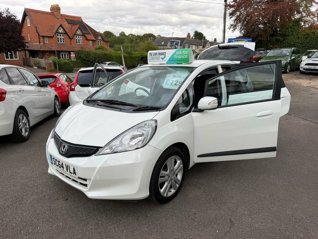 Honda Jazz 1.4 I-vtec Es Plus Hatchback Cvt Euro 5 White #6