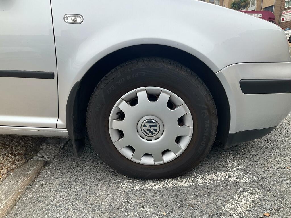Volkswagen Golf Se Silver #6