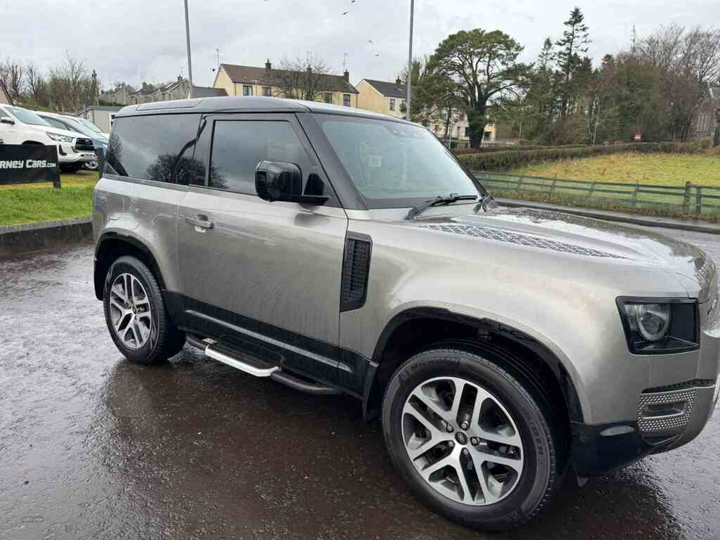 Land Rover Defender 90 3.0 D250 X-dynamic Hse 90 