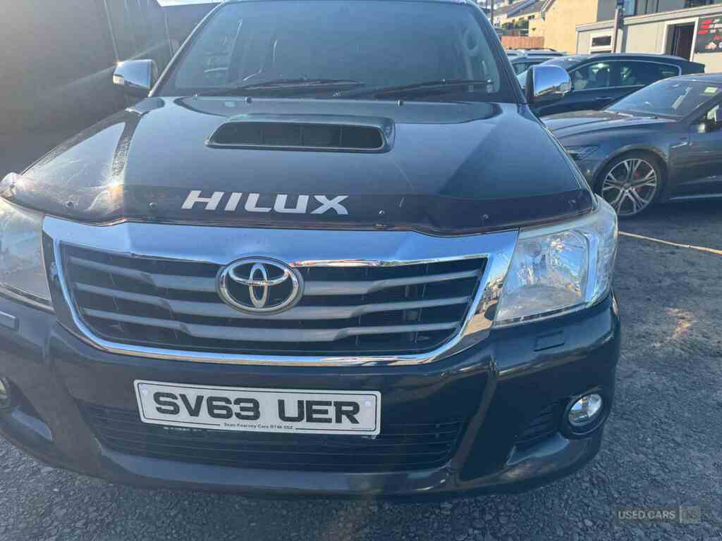 Toyota HILUX Invincible Dcab Pick Up 3.0 D-4d 4Wd 171 #5