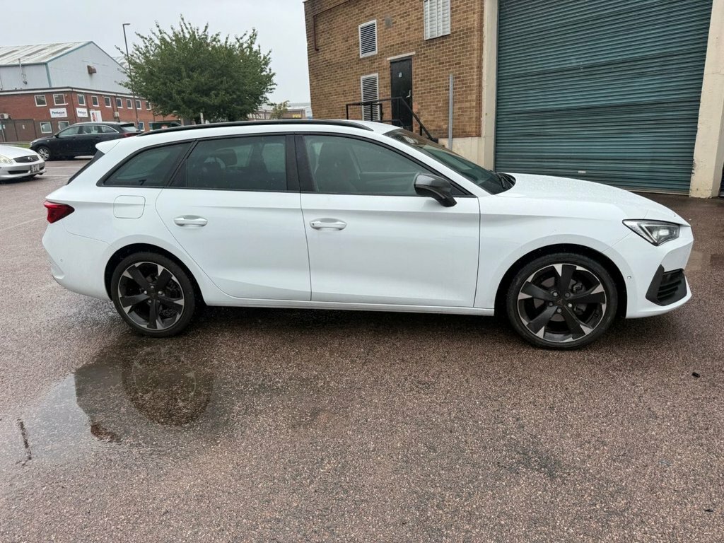 Cupra Leon 1.5L V1 KP24VRY White #4