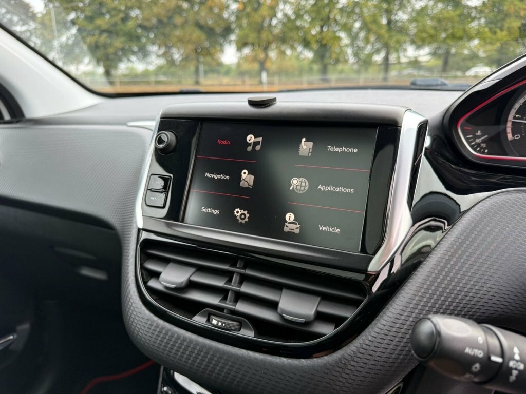 Peugeot 2008 1.2 Puretech 110 Gt Line Black #40