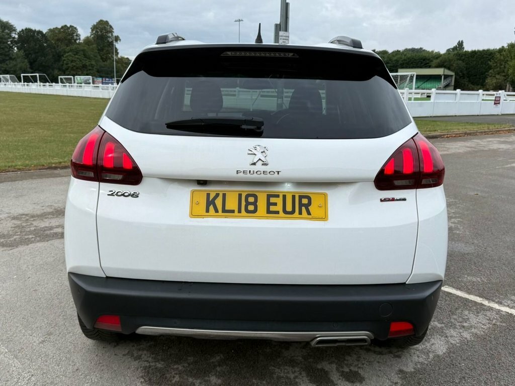 Peugeot 2008 1.2 Puretech 110 Gt Line Black #48