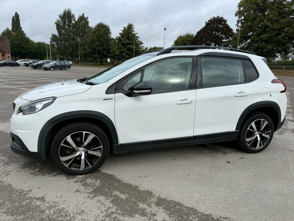 Peugeot 2008 1.2 Puretech 110 Gt Line Black #56