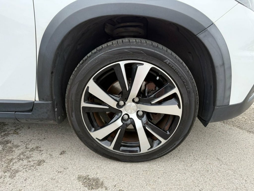 Peugeot 2008 1.2 Puretech 110 Gt Line Black #64