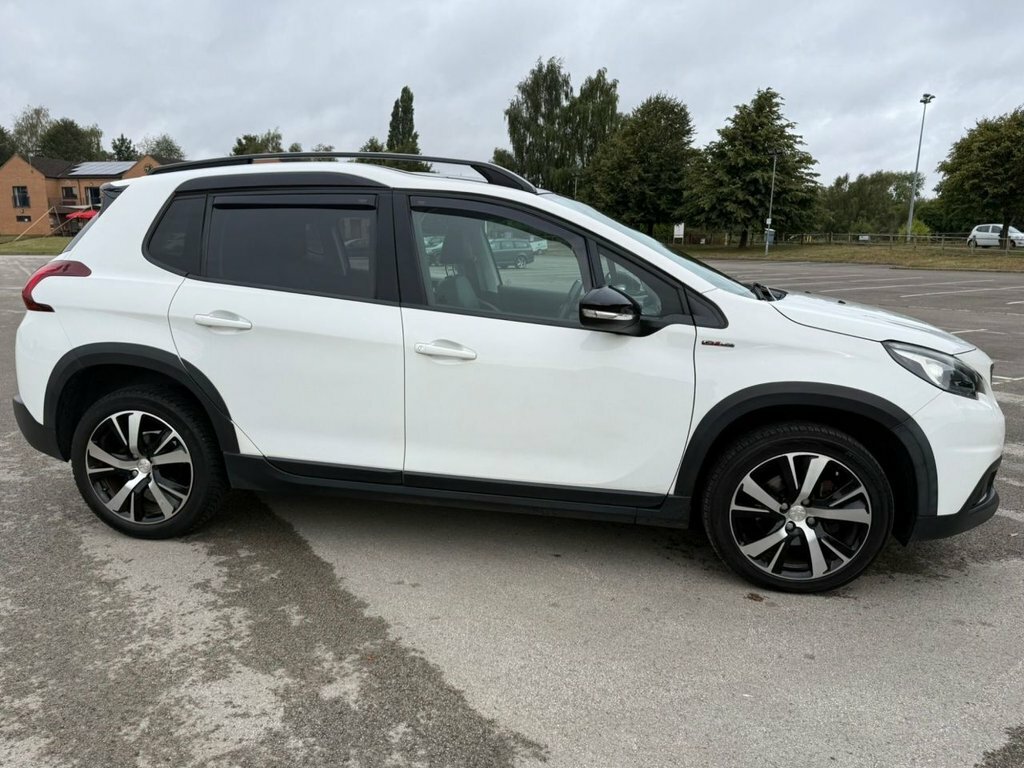 Peugeot 2008 1.2 Puretech 110 Gt Line Black #14