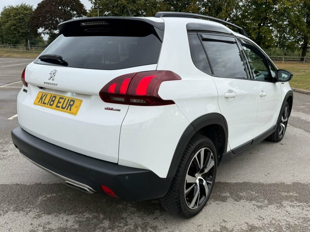 Peugeot 2008 1.2 Puretech 110 Gt Line Black #26