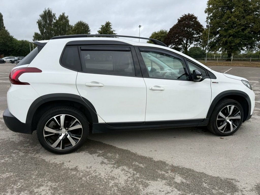 Peugeot 2008 1.2 Puretech 110 Gt Line Black #25