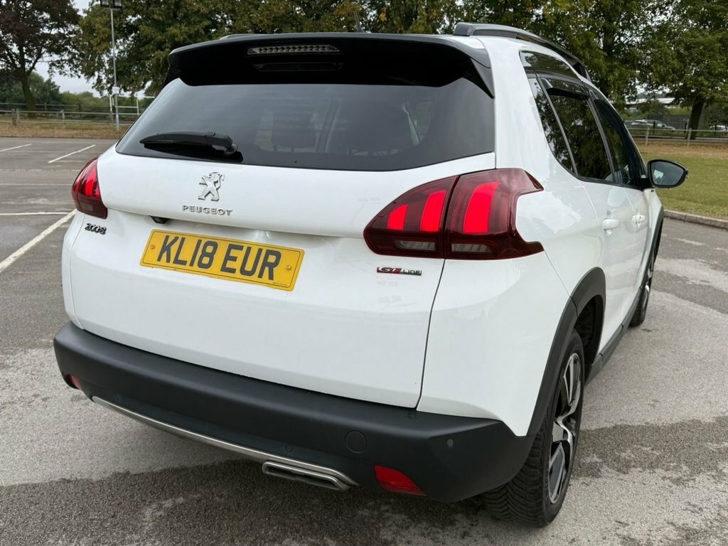 Peugeot 2008 1.2 Puretech 110 Gt Line Black #23