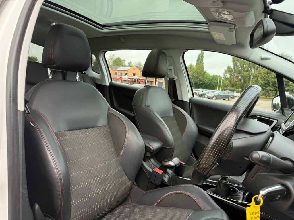 Peugeot 2008 1.2 Puretech 110 Gt Line Black #41