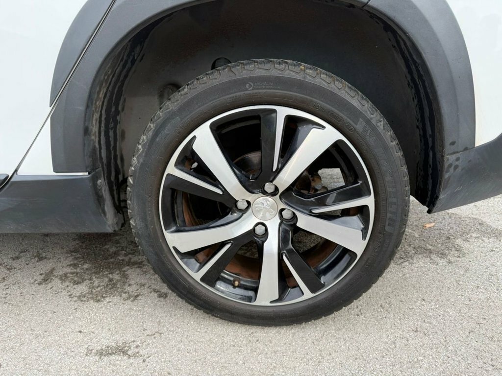 Peugeot 2008 1.2 Puretech 110 Gt Line Black #65
