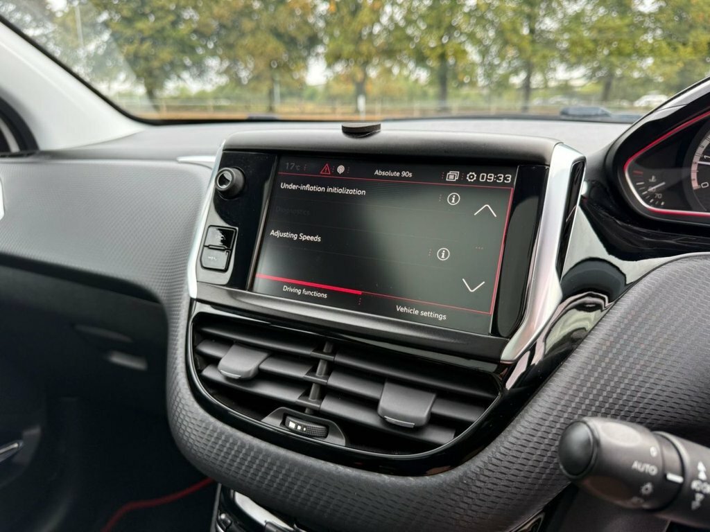 Peugeot 2008 1.2 Puretech 110 Gt Line Black #34